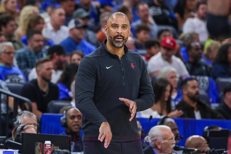 乌度卡:申京开局投丢了一些球,但用其他方式影响了比赛 乌度卡:申京开局投丢了一些球,但用其他方式影响了比赛